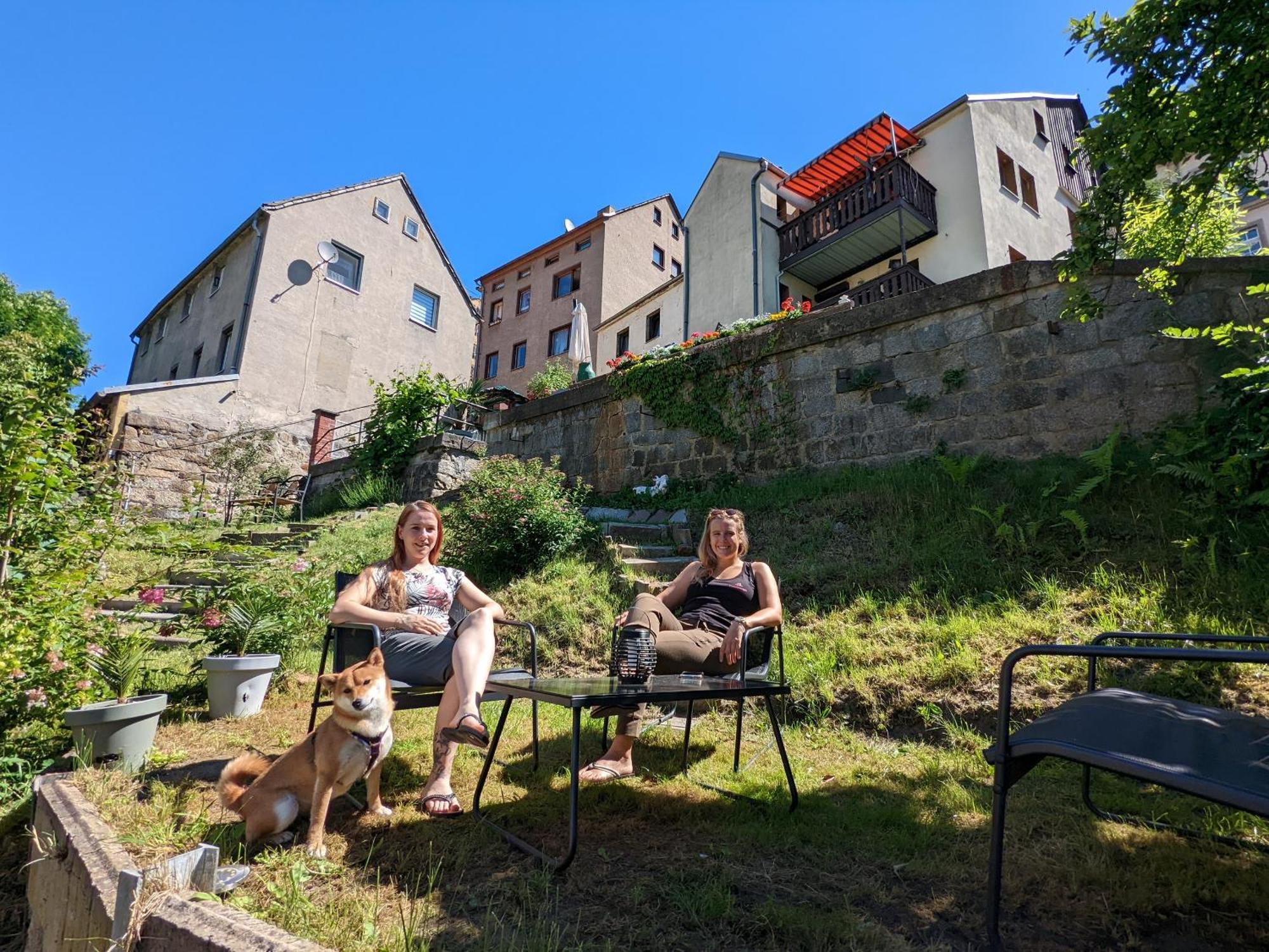 F1 - Urlaubsmagie - Helle Wohnung Mit Sauna & Pool & Whirlpool Sebnitz Kültér fotó