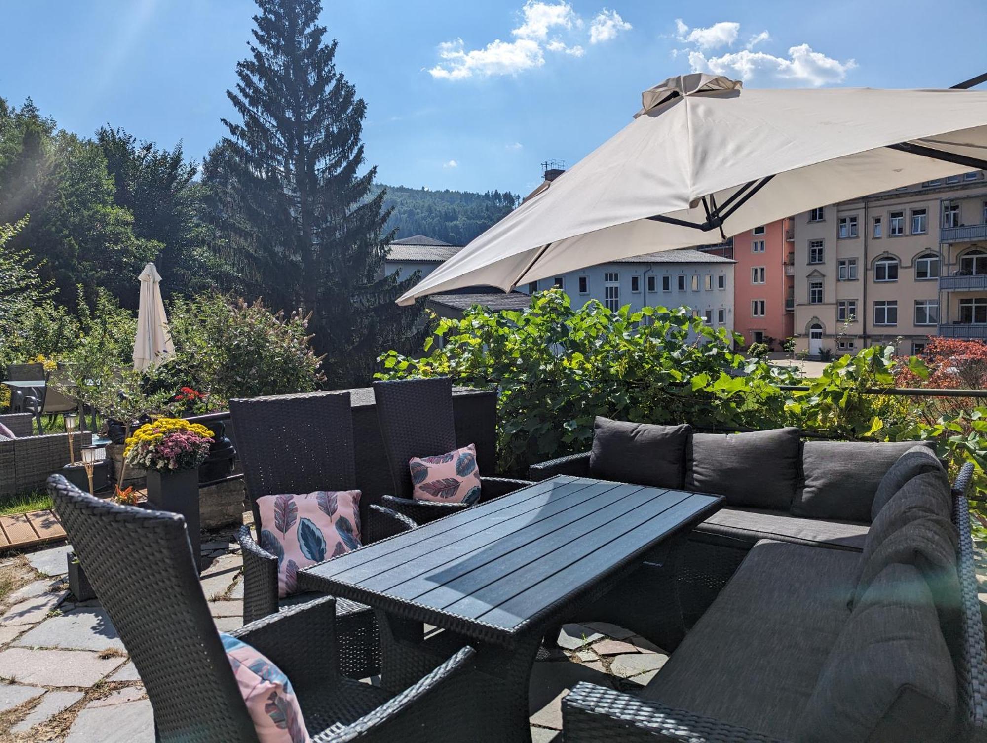 F1 - Urlaubsmagie - Helle Wohnung Mit Sauna & Pool & Whirlpool Sebnitz Kültér fotó