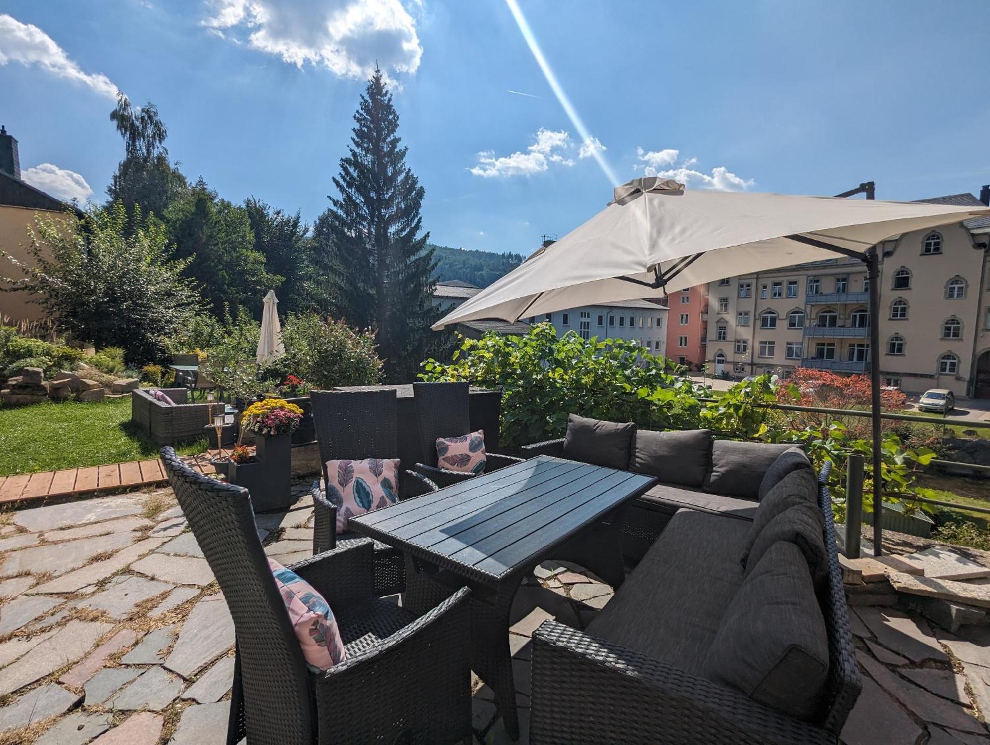 F1 - Urlaubsmagie - Helle Wohnung Mit Sauna & Pool & Whirlpool Sebnitz Kültér fotó