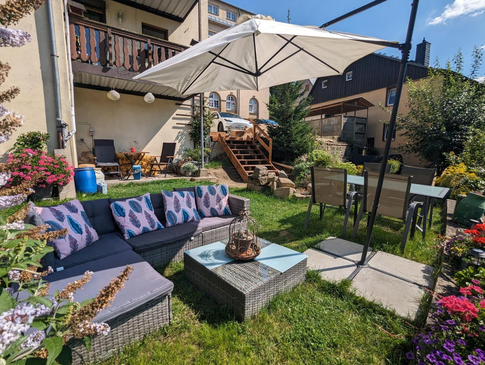 F1 - Urlaubsmagie - Helle Wohnung Mit Sauna & Pool & Whirlpool Sebnitz Kültér fotó