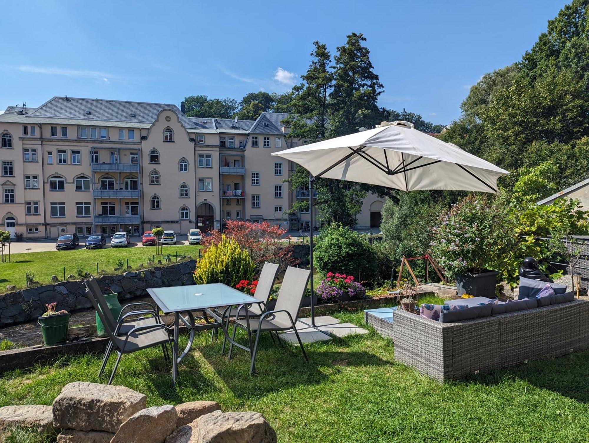 F1 - Urlaubsmagie - Helle Wohnung Mit Sauna & Pool & Whirlpool Sebnitz Kültér fotó