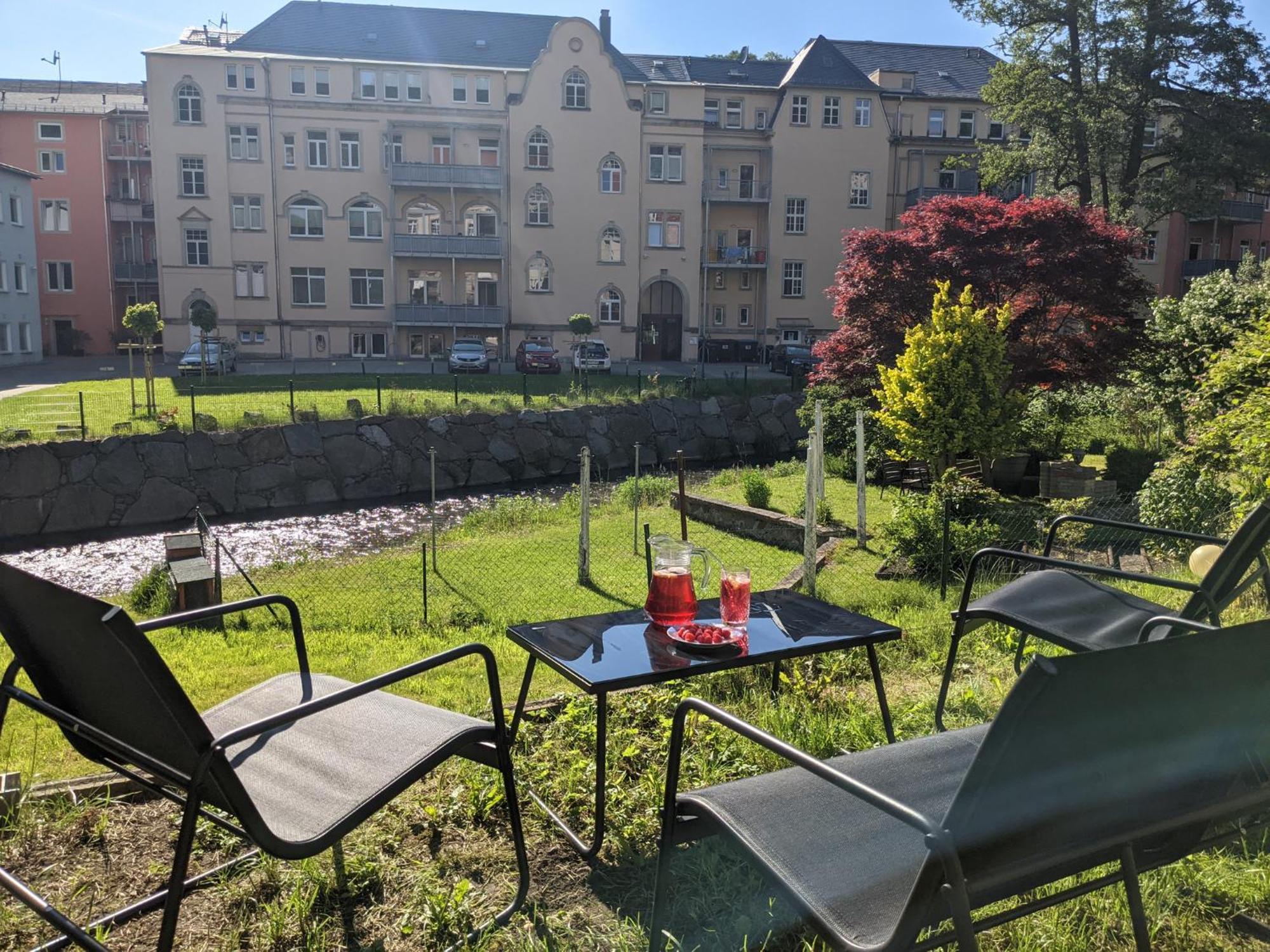 F1 - Urlaubsmagie - Helle Wohnung Mit Sauna & Pool & Whirlpool Sebnitz Kültér fotó