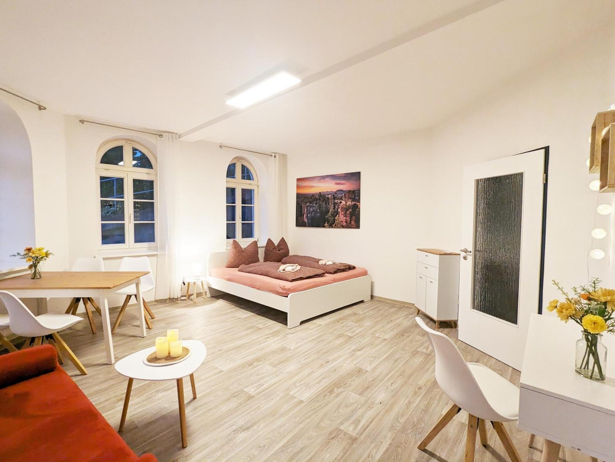F1 - Urlaubsmagie - Helle Wohnung Mit Sauna & Pool & Whirlpool Sebnitz Kültér fotó